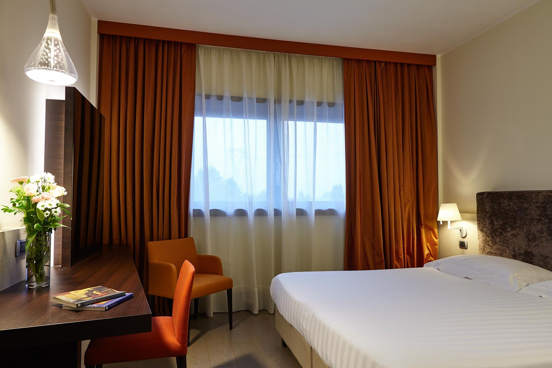 Rmh Modena Des Arts Hotel Ngoại thất bức ảnh