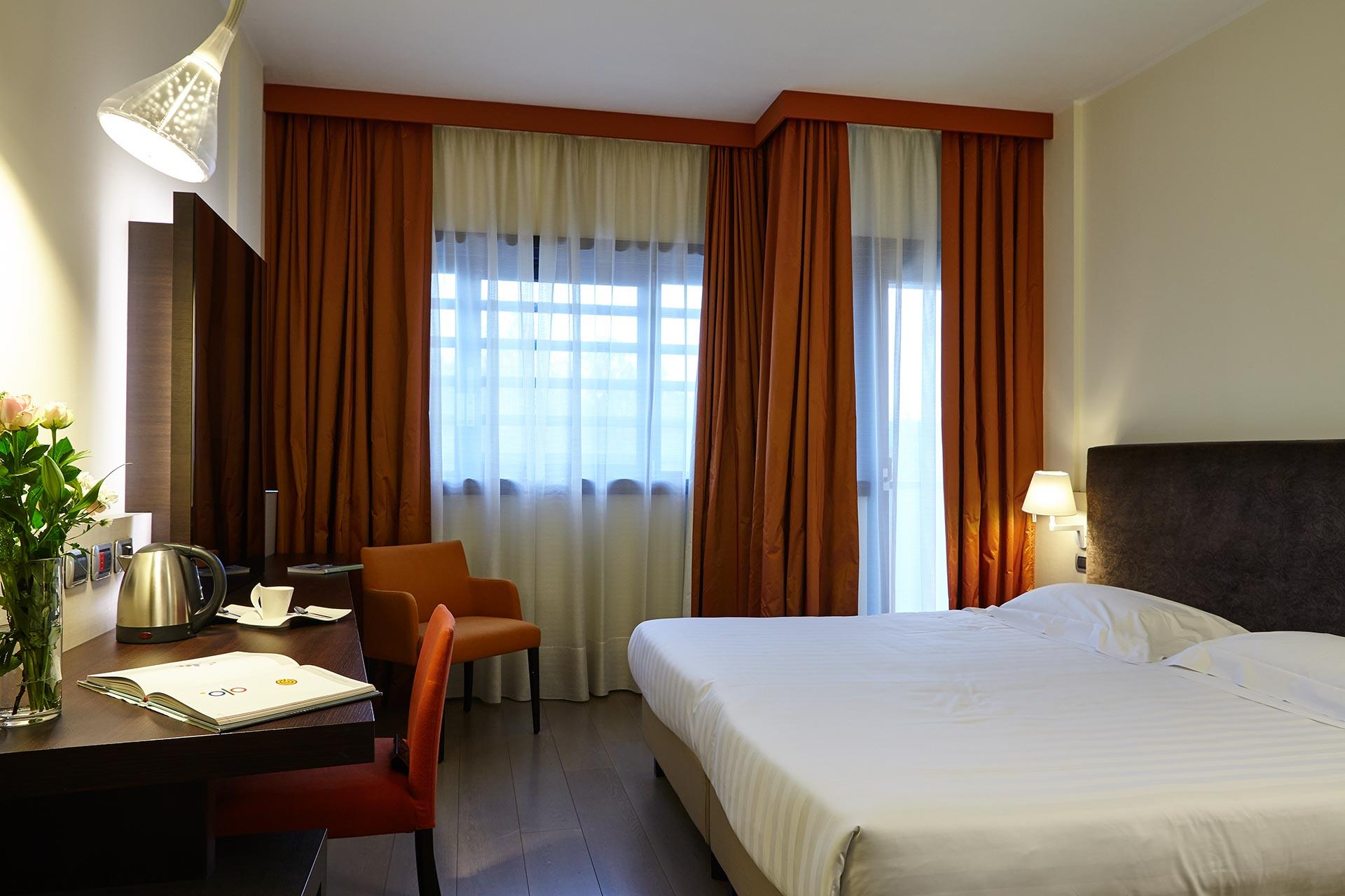 Rmh Modena Des Arts Hotel Ngoại thất bức ảnh