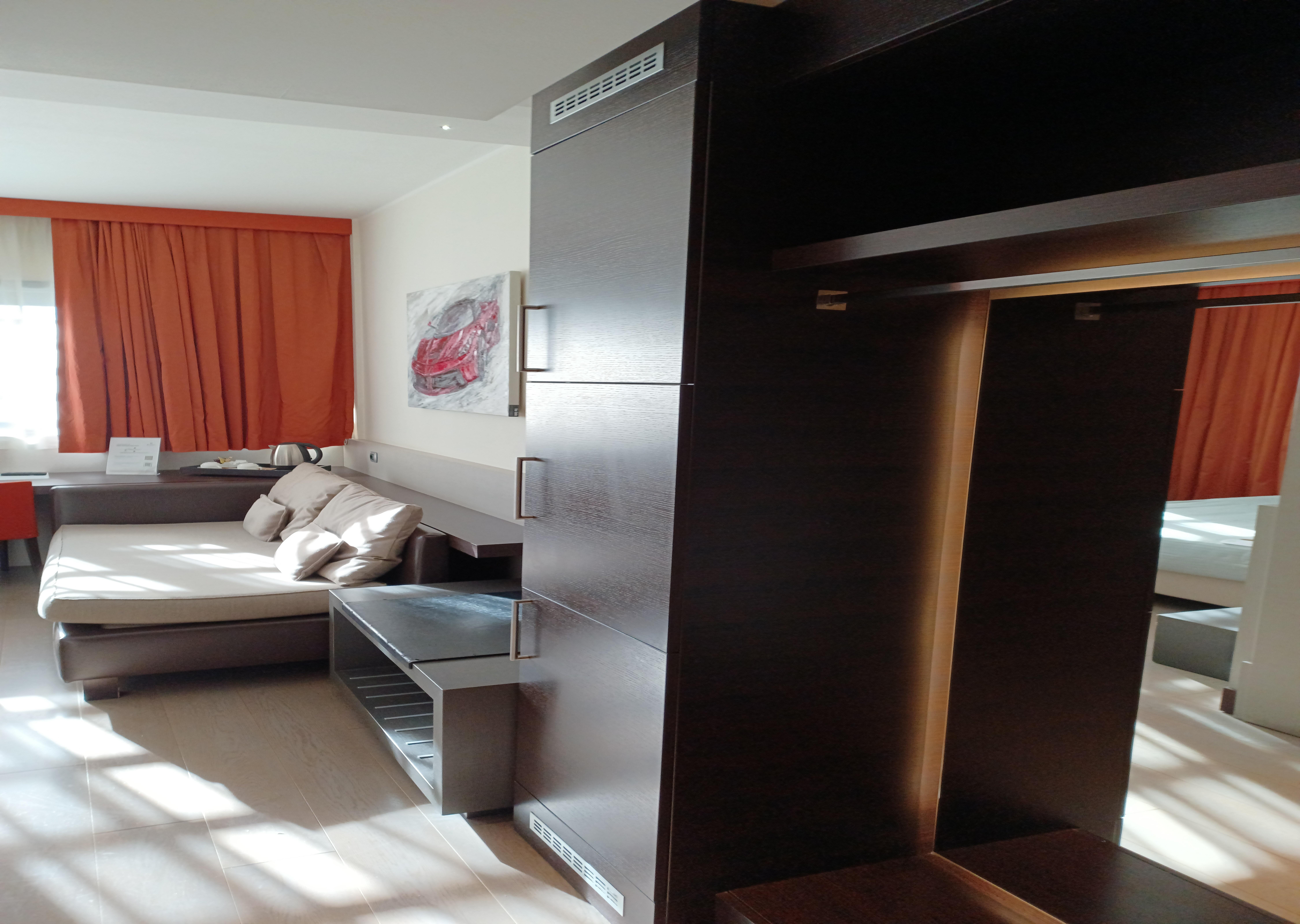 Rmh Modena Des Arts Hotel Ngoại thất bức ảnh