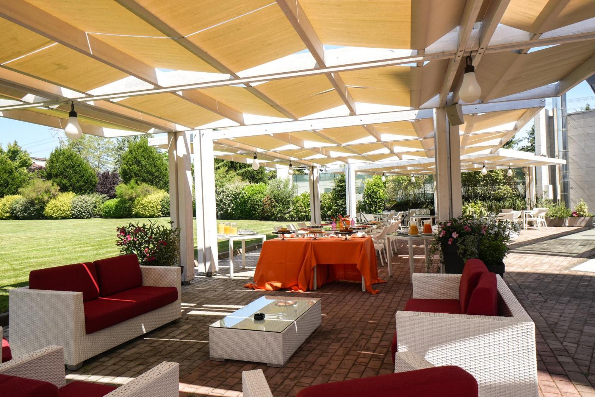 Rmh Modena Des Arts Hotel Ngoại thất bức ảnh